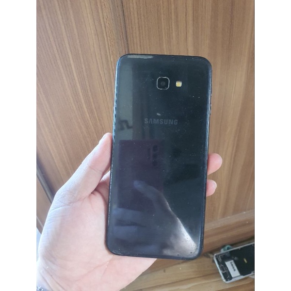 Xác samsung j4 plus