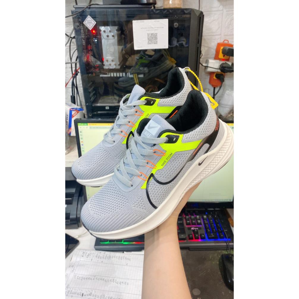 Giày chạy bộ nam  siêu nhẹ màu xám