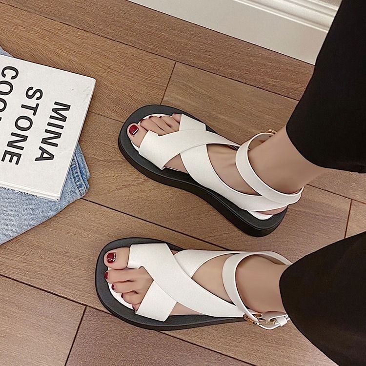 Giày Sandal Đế Dày Phong Cách Mùa Hè Dễ Phối Đồ Cho Nữ