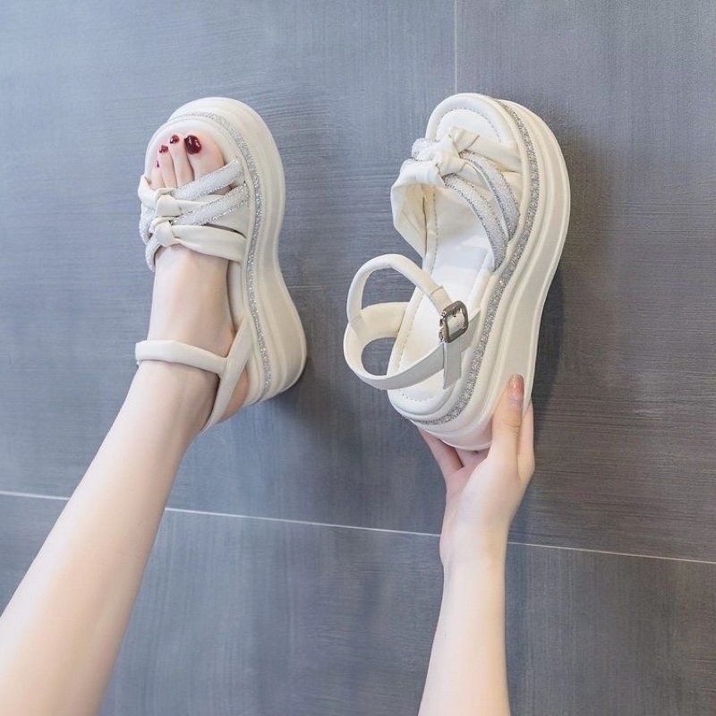 Sandal đính đa 7cm