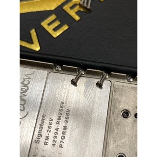 ( sl 1con )Ốc chấu Vertu signature s