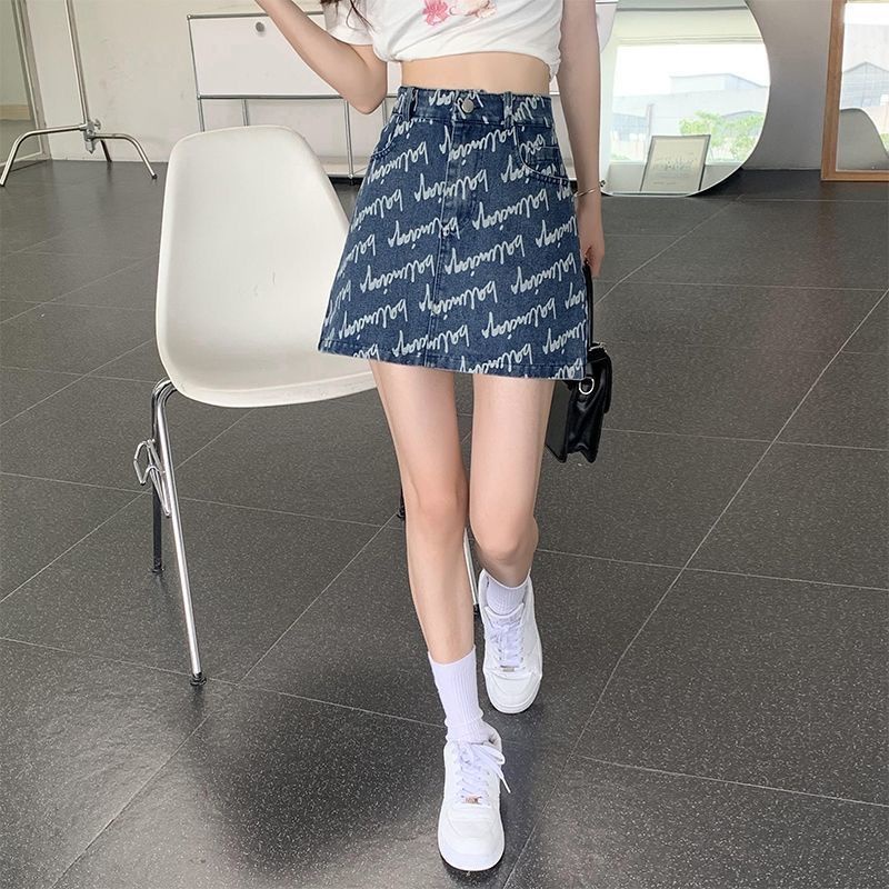 Jiashucheng Quần Short Denim Lưng Cao Ôm Dáng In Chữ Phong Cách Hong Kong Thời Trang Mùa Hè Quyến Rũ Cho Nữ