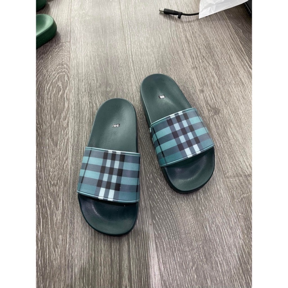 Dép Quai Ngang Burberry Kẻ Sọc, Dép Lê Nam Nữ Hoạ Tiết BBR Phong Cách Trẻ Trung Năng Động, Đế Chống Trơn