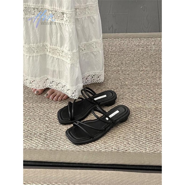 Sandal Đế Thấp Thiết Kế Mới Thời Trang Mùa Hè 2023