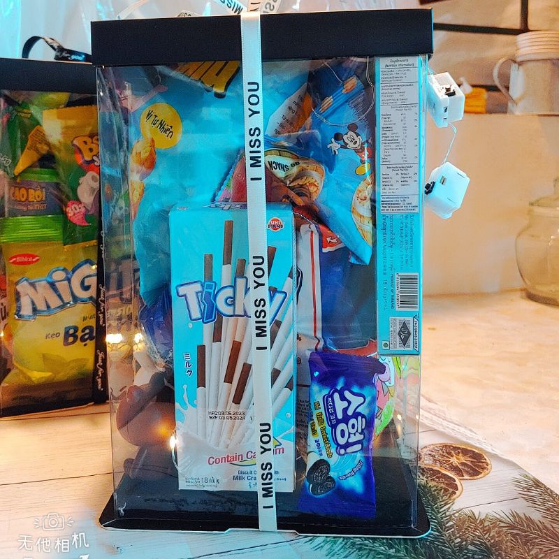 Quà sinh nhật, Hộp quà bánh kẹo trong suốt tặng người yêu hoặc làm quà 1/6