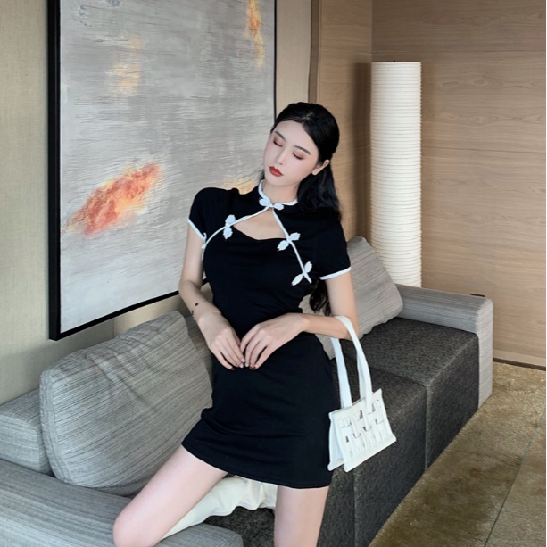 Jiashucheng Đầm Ôm Dáng Tay Ngắn Phối Khóa Cài Khoét Rỗng Gợi Cảm Thời Trang Phong Cách Mới Cho Nữ @ -