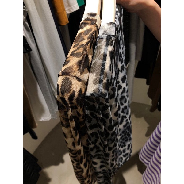 Áo Thun Lưới Lụa Lạnh Mỏng Tay Dài Trong Suốt In Họa Tiết Da Báo Thời Trang Mùa Hè Cho Nữ