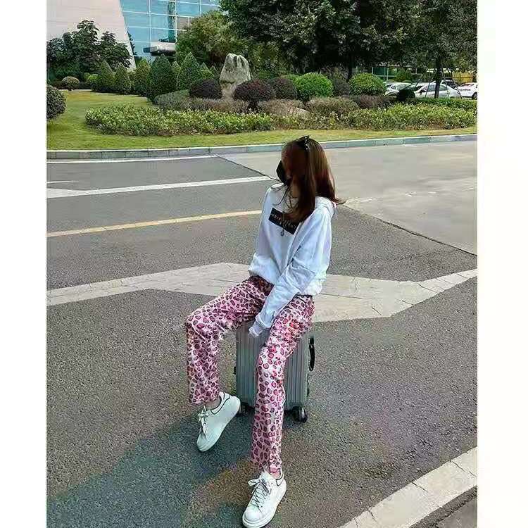 Jiashucheng Quần Ống Rộng Lưng Thun Cao Xẻ Tà In Họa Tiết Da Báo Màu Hồng Thời Trang Xuân Thu Dễ Phối Đồ Cho Nữ