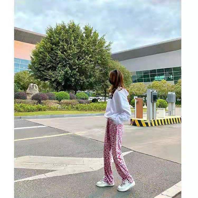 Jiashucheng Quần Ống Rộng Lưng Thun Cao Xẻ Tà In Họa Tiết Da Báo Màu Hồng Thời Trang Xuân Thu Dễ Phối Đồ Cho Nữ