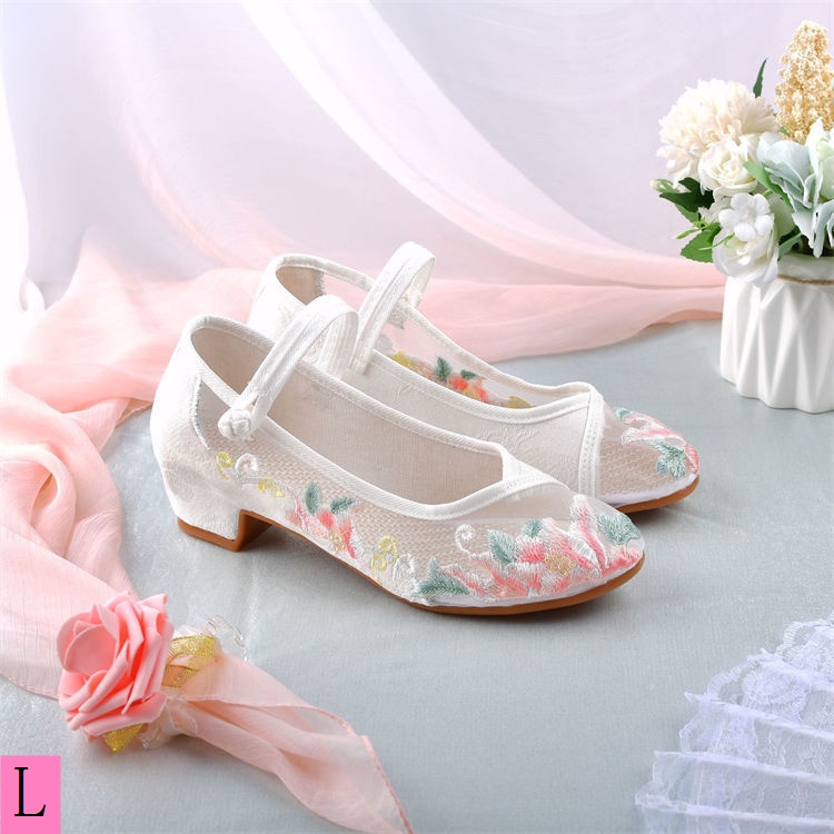 Giày Vải Lưới Thêu Hoa Phong Cách Hanfu Mới