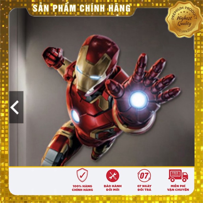 Tranh iron man tráng gương gắn đèn LED chiếu sáng  kết nối điện DT10