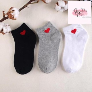 Tất cổ ngắn trái tim