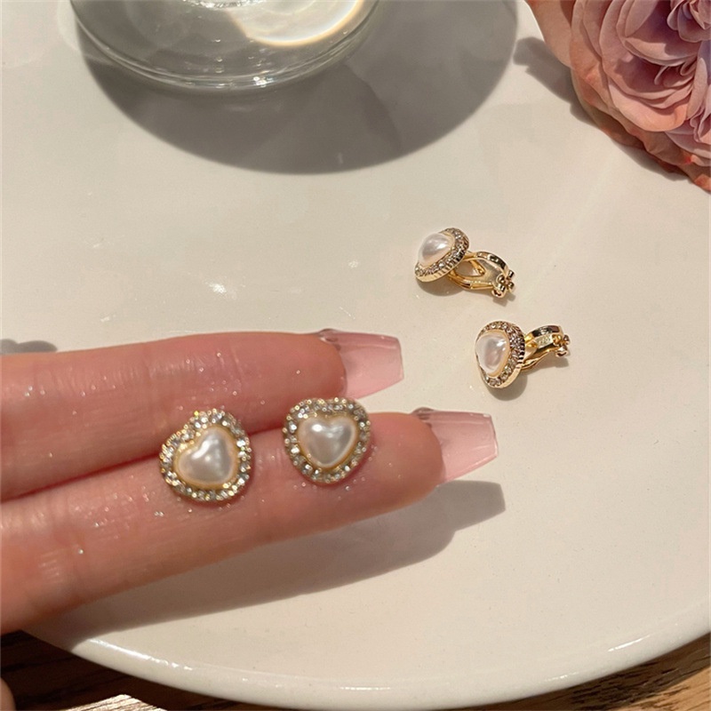 Khuyên tai kẹp không bấm lỗ chốt cố định K371 bằng hợp kim mạ vàng hình trái tim đính đá dáng ngắn Leous Accessories