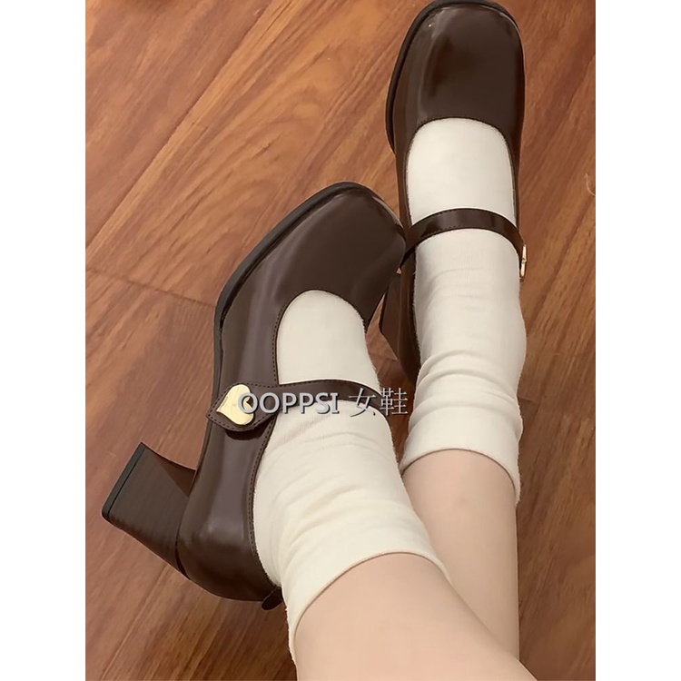 Giày Cao Gót Da Đế Dày Miệng Nông Đính Khóa Trái Tim Kiểu Pháp Thời Trang 2023 Cho Nữ