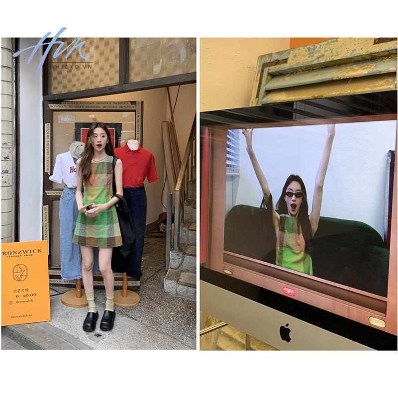 Đầm Ngắn Ôm Dáng Họa Tiết Kẻ Sọc Màu Xanh Lá Cổ Điển Phong Cách Hàn Quốc Thời Trang Mới 2023