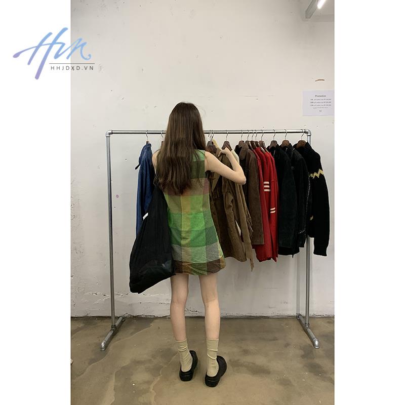 Đầm Ngắn Ôm Dáng Họa Tiết Kẻ Sọc Màu Xanh Lá Cổ Điển Phong Cách Hàn Quốc Thời Trang Mới 2023