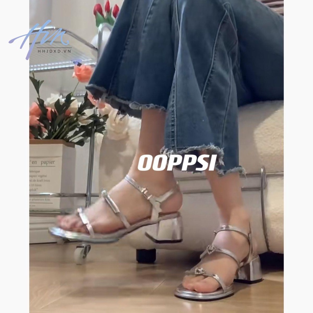 Sandal Một Mảnh Gót Dày Quai Chữ A Đính Đá Phong Cách Pháp Thời Trang Mùa Hè Mới 2023