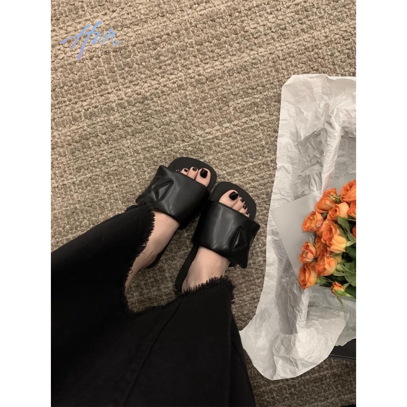 Sandal Đế Dày Cao Cấp Thời Trang Dành Cho Nữ