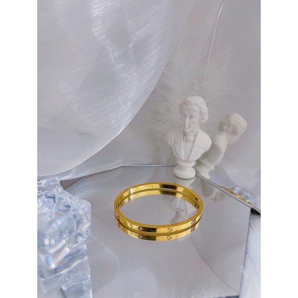 Vòng tay titan bản mỏng có đá full box