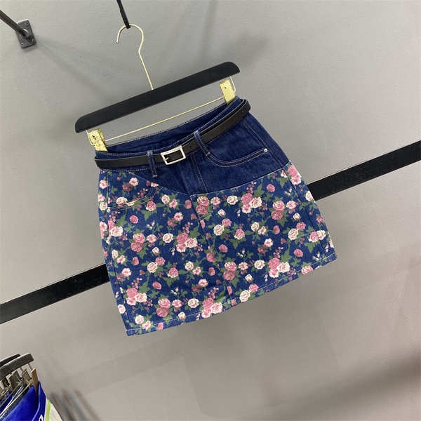Hàng Châu Âu Mùa Hè 2023 Chân Váy Denim Ngắn Lưng Cao Khâu Hoa Cổ Điển Chống Chói Hông Cho Nữ