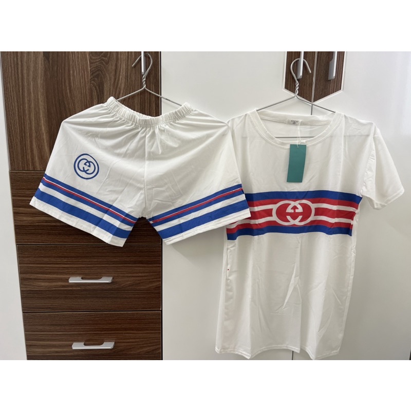 Bộ Quần Áo Giảm Giá Cực Sốc
