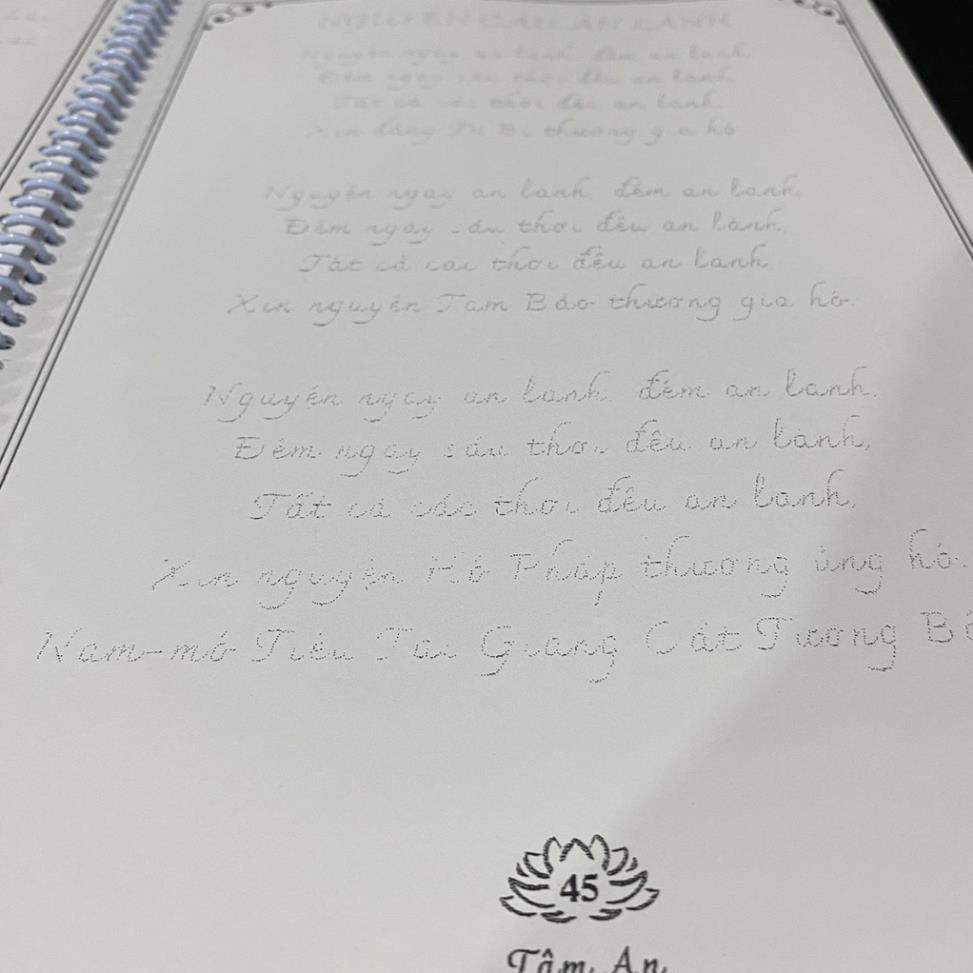 Tặng Viết, Vở Chép Kinh Dược Sư Lưu Ly Quang Vương Phật Bìa Lò Xo Đẹp - Hai Mẫu tamlinhvanhoaphamphatgiao