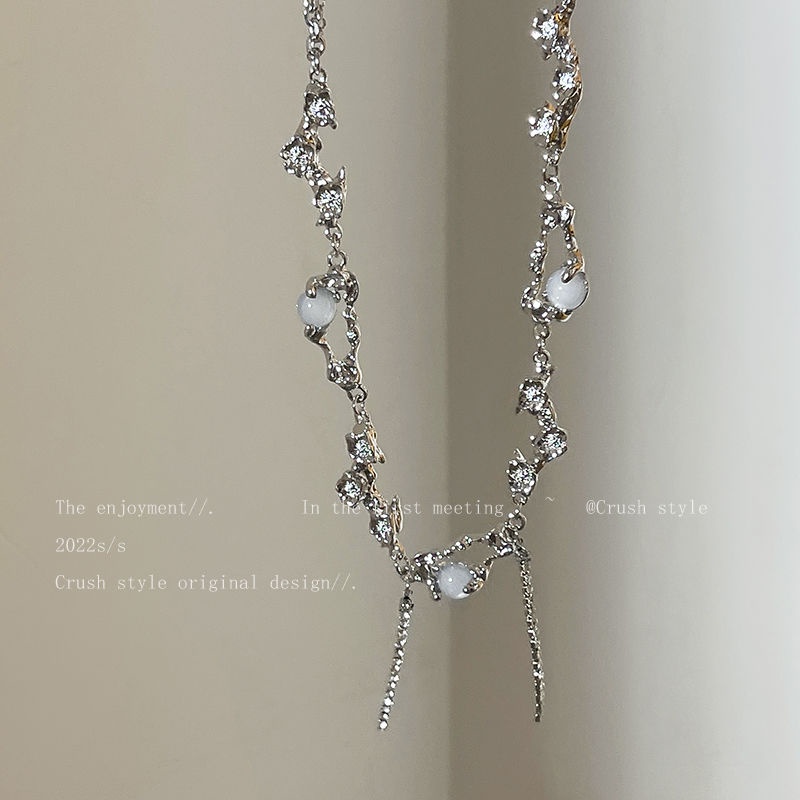 Vòng cổ Thép Titan Hai Lớp Tua Rua Phong Cách Hip Hop Phổ Biến Cho Nữ