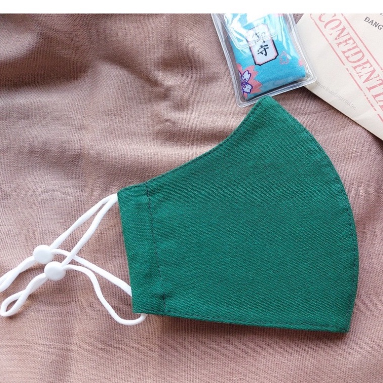 KHẨU TRANG VẢI COTTON màu trơn có dây đeo tăng giảm. khẩu trang chống nắng, bụi bẩn