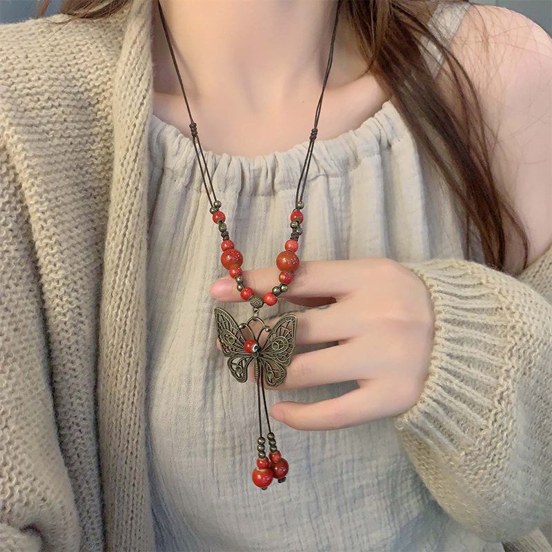 Vòng cổ Mặt Hình Bướm Phong Cách Dân Tộc Cổ Điển Cho Nữ