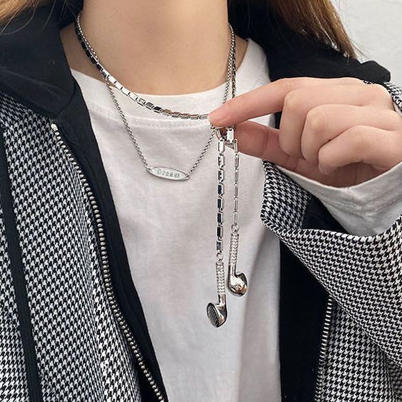 Vòng cổ Mặt Tai Nghe Xiao Zhan Wang Yibo 2021 Bằng Thép Titan Nhẹ Sang Trọng