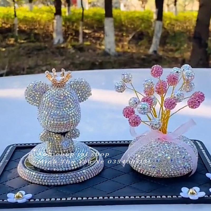 Set gấu sáp thơm Popobe và bình tài lộc đính đá bản siêu cấp cực đẹp trang trí ô tô