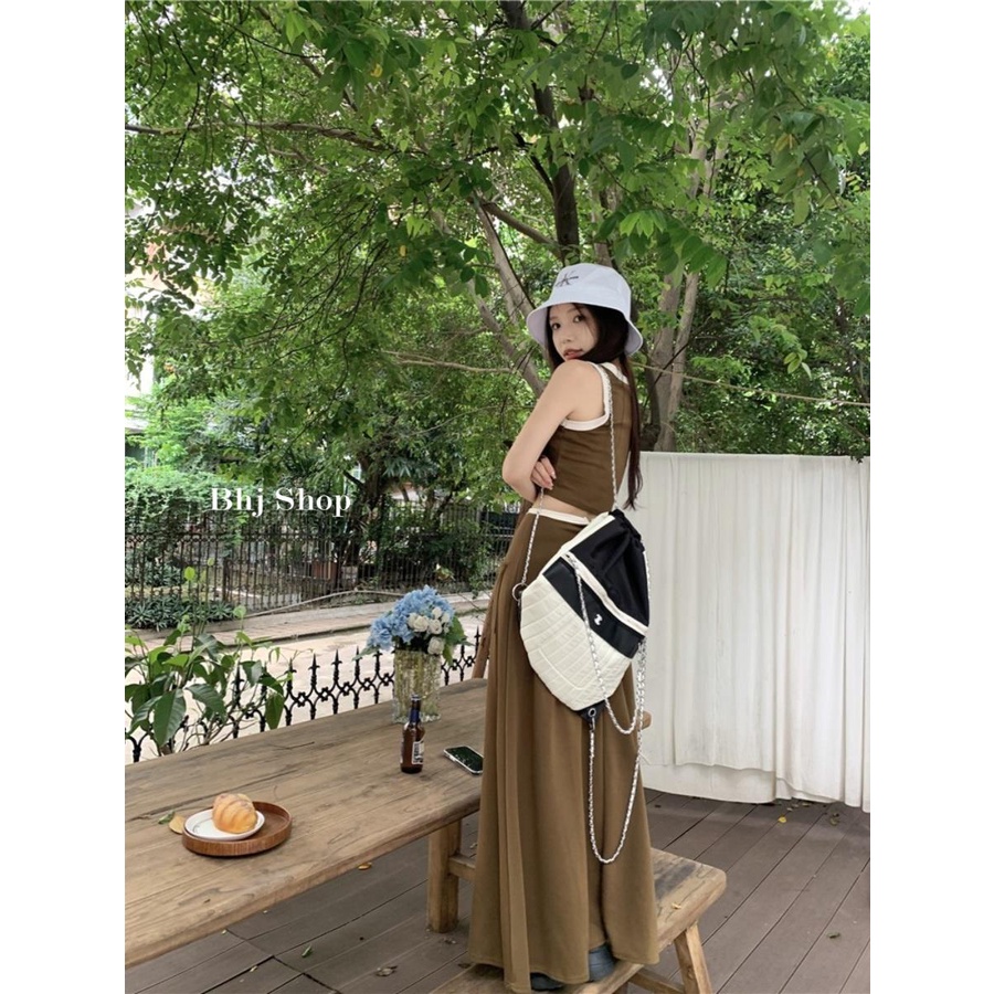 Bộ đồ BJHG WAVW gồm áo hai dây màu sắc tương phản phối chân váy chữ A lưng cao thời trang mùa hè cho nữ