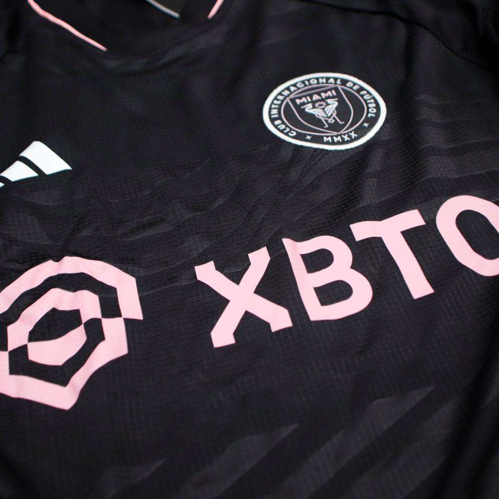 Set Bộ Thể Thao Nam Quần Áo Đá Banh Inter Miami 2024 Màu Đen mùa giải mới - Chuẩn Mẫu Thi Đấu - Vải Polyester Gai Thái