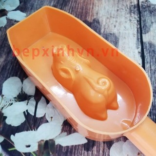 Khuôn trung thu gõ Vĩnh Trường hình con heo