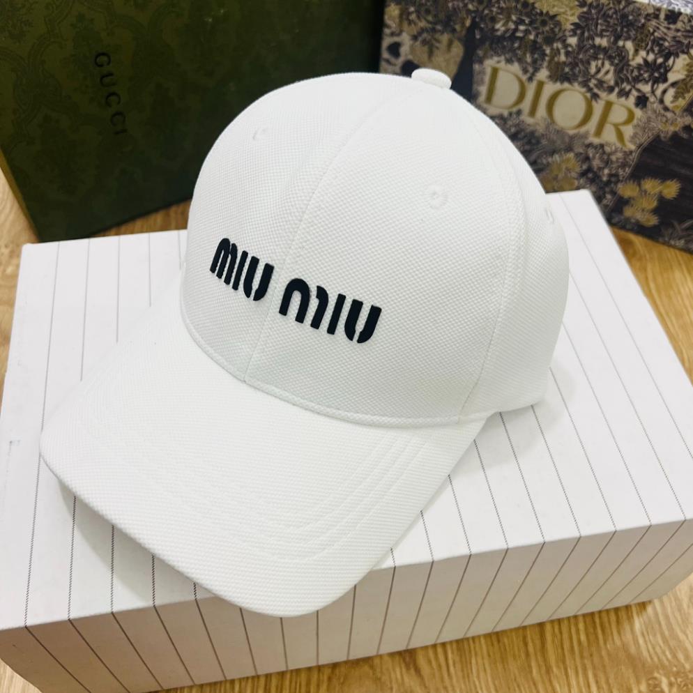 Mũ lưỡi trai nam nữ. Nón thời trang cao cấp Miiumiu siêu nét HOT