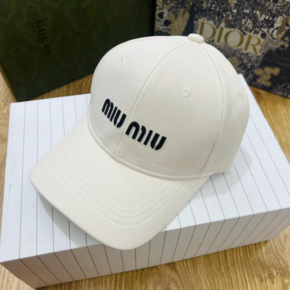 Mũ lưỡi trai nam nữ. Nón thời trang cao cấp Miiumiu siêu nét HOT