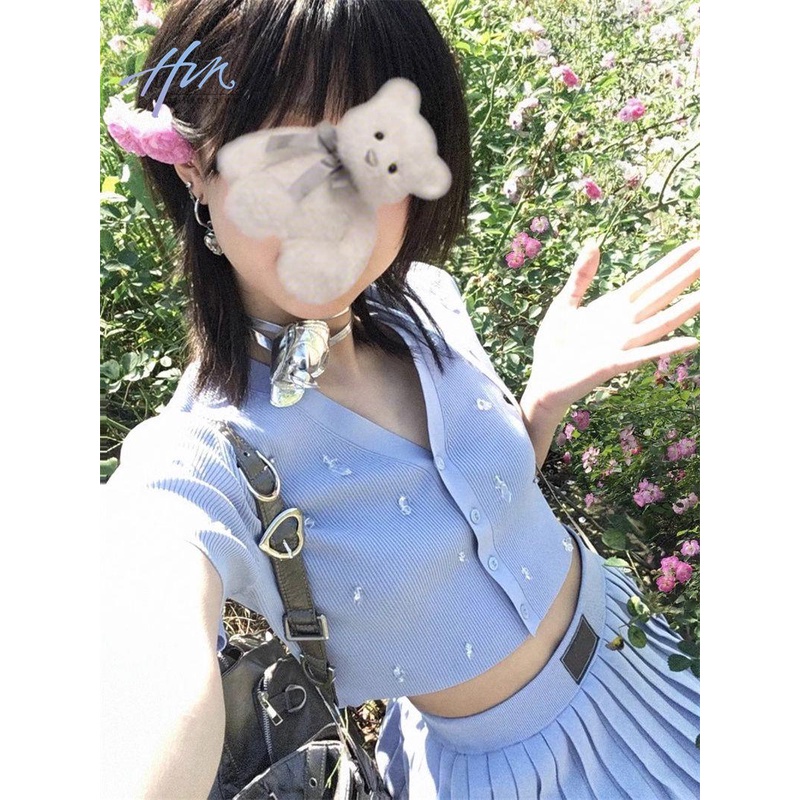 Bộ Áo Dệt Kim Mỏng Dáng Ôm Phối Chân Váy Xếp Ly Kiểu Hàn Quốc Thời Trang Mùa Hè 2023 Cho Nữ