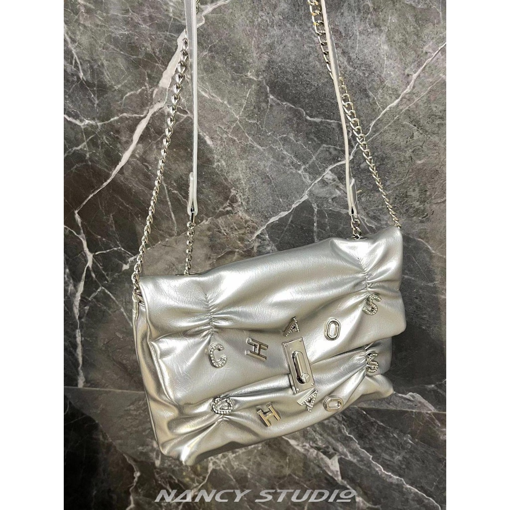 Túi Xách Đeo Vai Phối Dây Xích Đính Đá Thời Trang 2023 Dành Cho Nữ