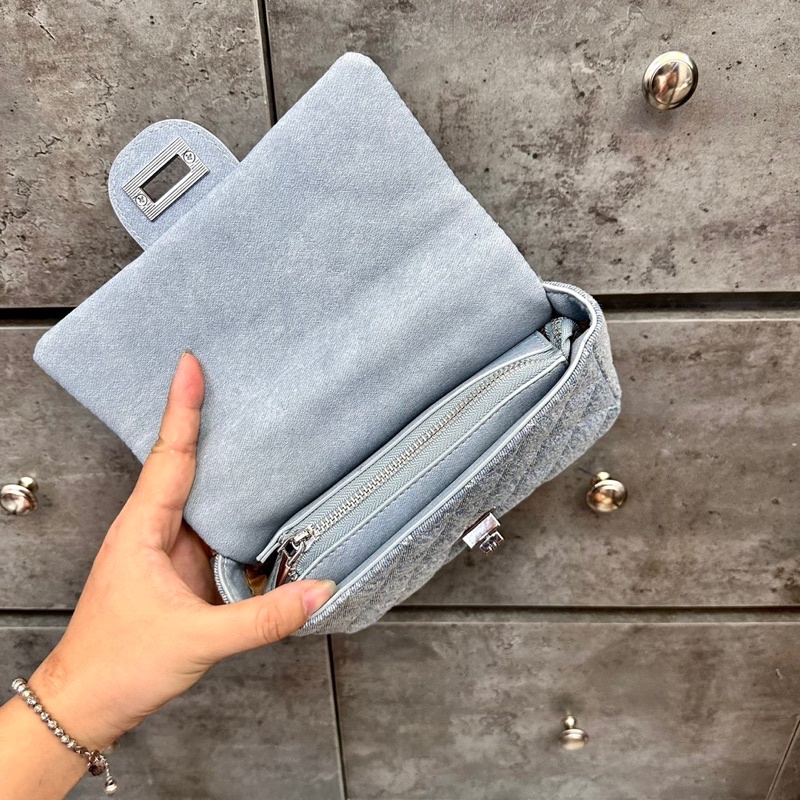 Túi Quảng Châu khoá xoay size 20