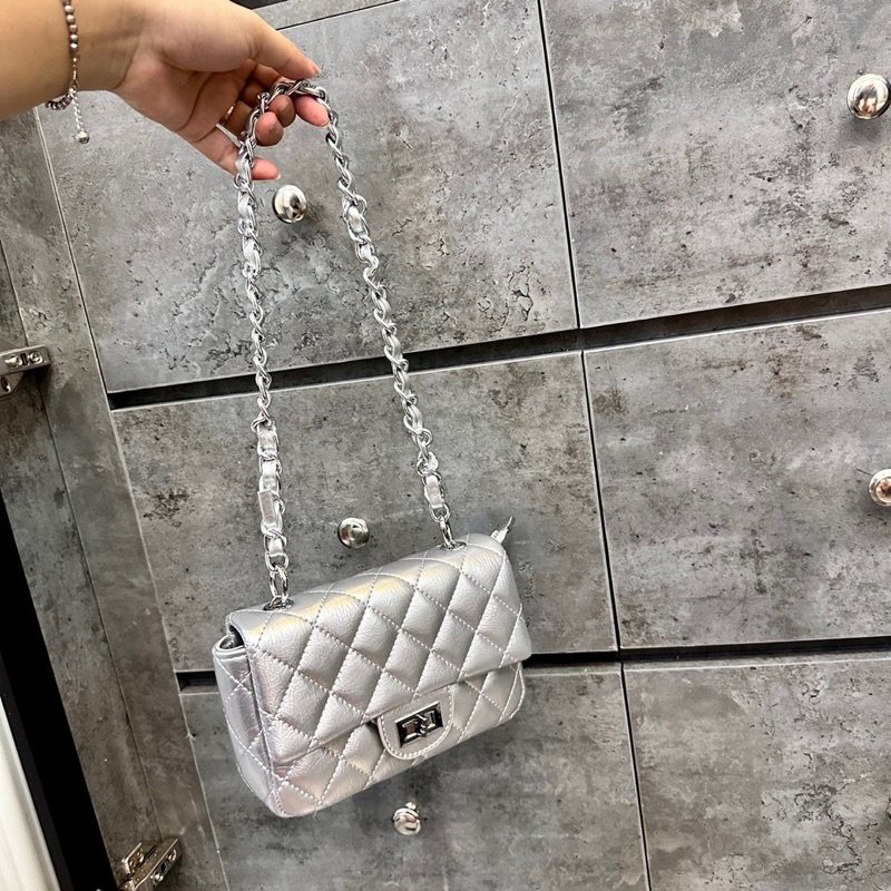 Túi Quảng Châu khoá xoay size 20