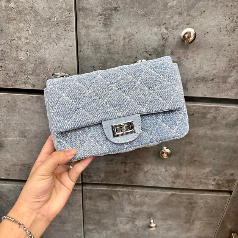 Túi Quảng Châu khoá xoay size 20