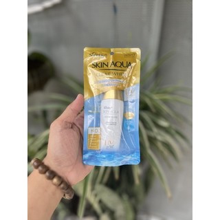 [CHÍNH HÃNG] Kem chống nắng dưỡng trắng da SUNPLAY SKIN AQUA CLEAR WHITE SPF50+ PA++++ (25g)0