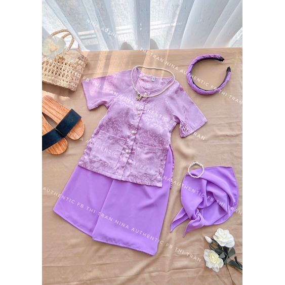 Bộ bà ba cho bé gái chất gấm cao cấp tặng kèm khăn