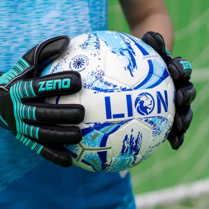 Quả Bóng Đá Lion Chính Hãng Thiết Kế Chuẩn 4 Lớp Cơ Bản, Khâu Thủ Công Đạt Chuẩn , Hàng Chính Hãng