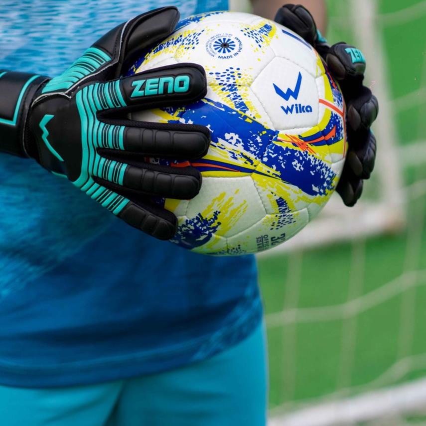 Quả Bóng Đá Lion Chính Hãng Thiết Kế Chuẩn 4 Lớp Cơ Bản, Khâu Thủ Công Đạt Chuẩn , Hàng Chính Hãng