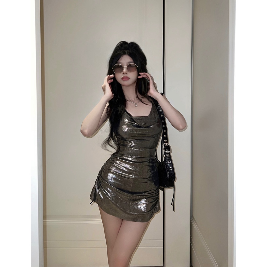 Jiashucheng Váy Ngắn Ôm Hông Không Tay Xếp Ly Màu Trơn Sáng Bóng Thời Trang Mùa Hè Mới Cho Nữ