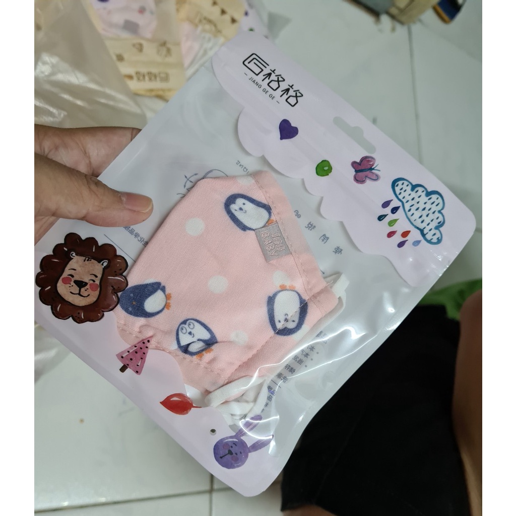 Khẩu trang cao cấp 5 lớp - dây có nút điều chỉnh cho bé - 1 cái