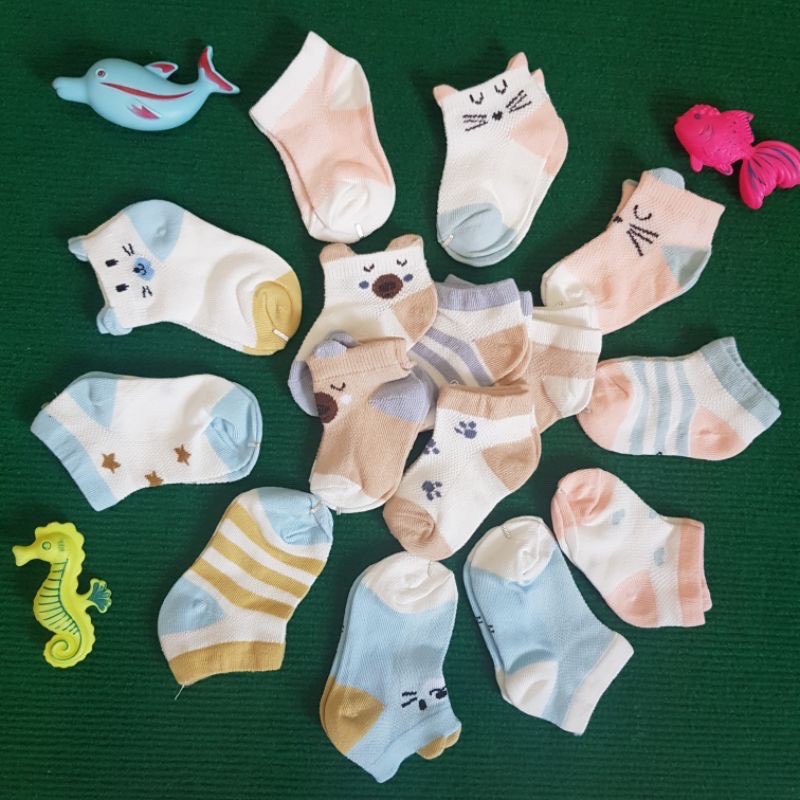 Set 5 tất lưới cổ ngắn cho bé