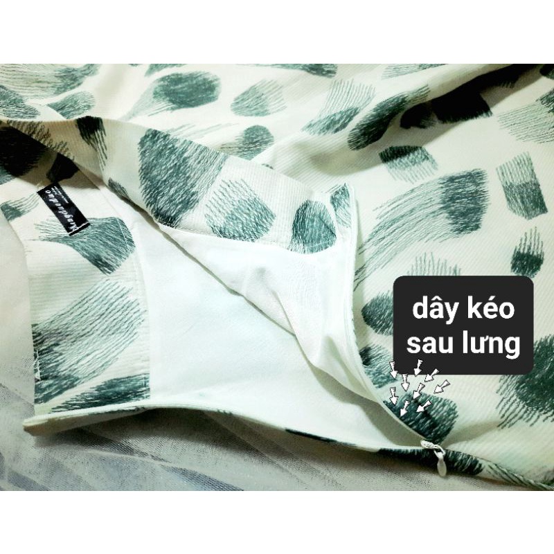 Set/Bộ Áo vs chân váy xanh, size M-L, mới 95%