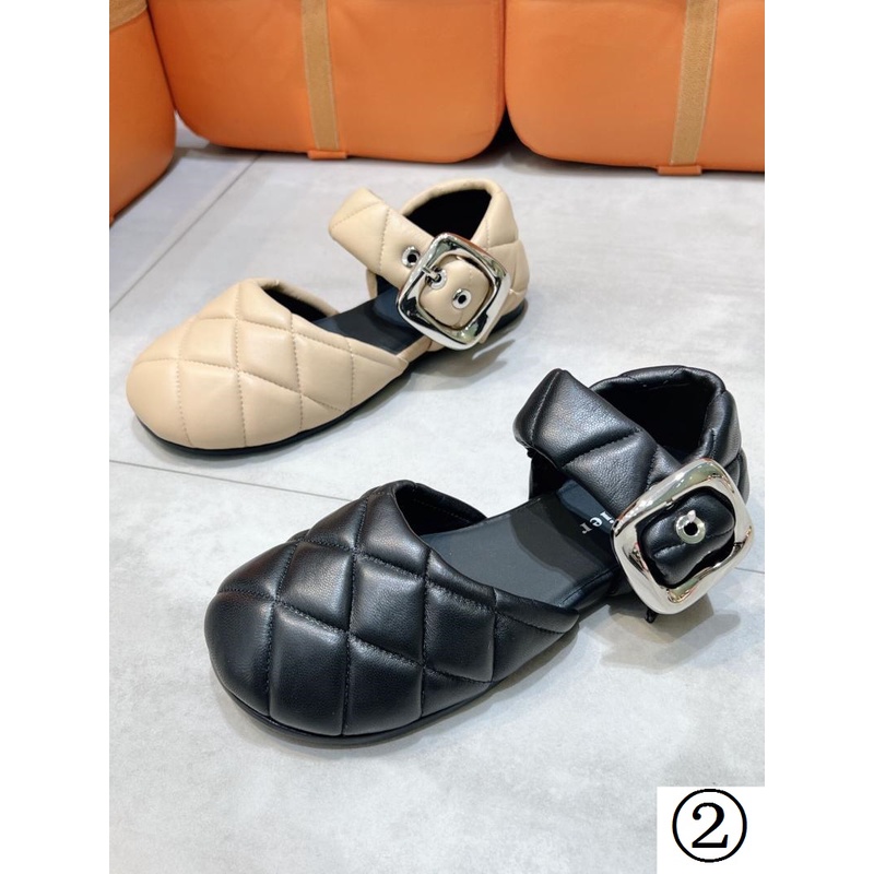 Giày Da Cừu Đế Bằng Mũi Tròn Thoải Mái Họa Tiết Kẻ Sọc Phong Cách Châu Âu Thời Trang Mùa Xuân 2023 Mới Cho Nữ